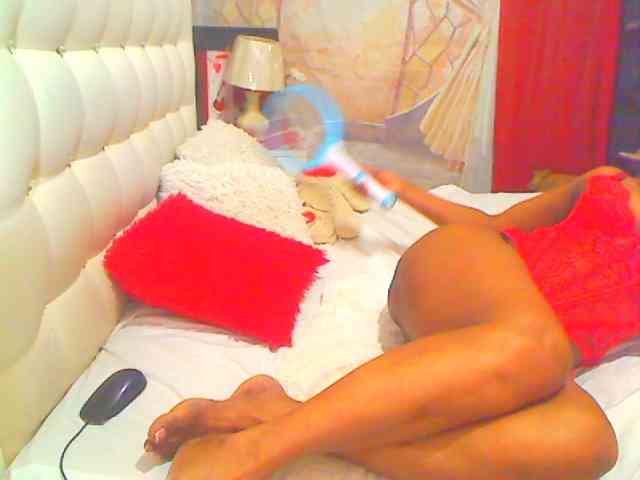 HOTLILLIE webcam