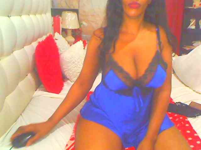 HOTLILLIE webcam