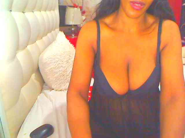 HOTLILLIE webcam