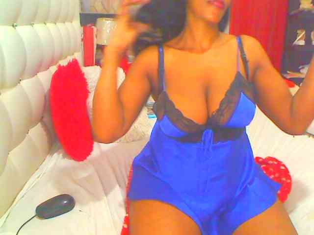 HOTLILLIE webcam