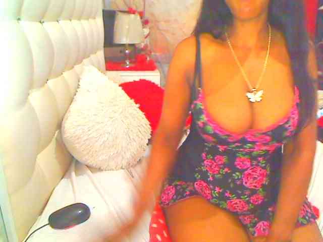 HOTLILLIE webcam