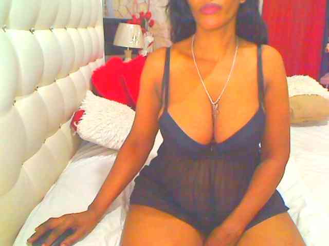 HOTLILLIE webcam