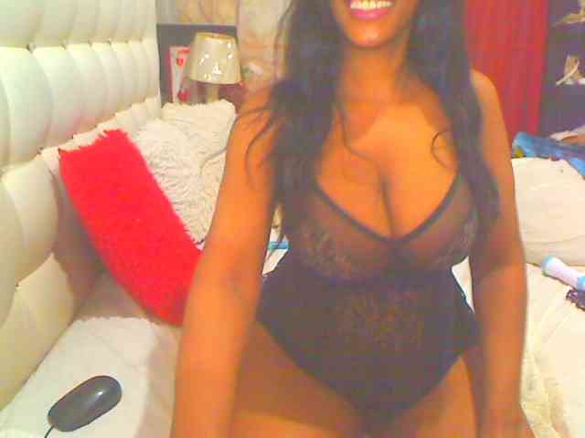HOTLILLIE webcam