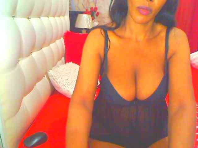 HOTLILLIE webcam
