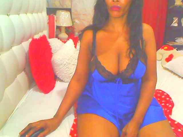 HOTLILLIE webcam