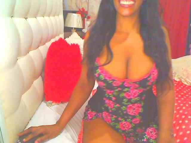 HOTLILLIE webcam