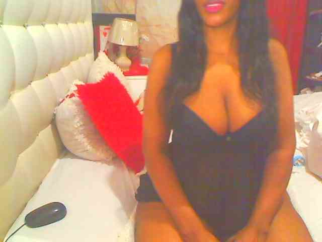 HOTLILLIE webcam