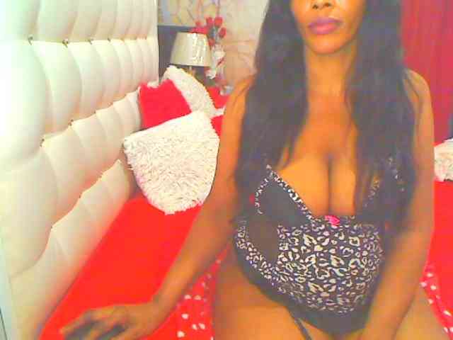 HOTLILLIE webcam
