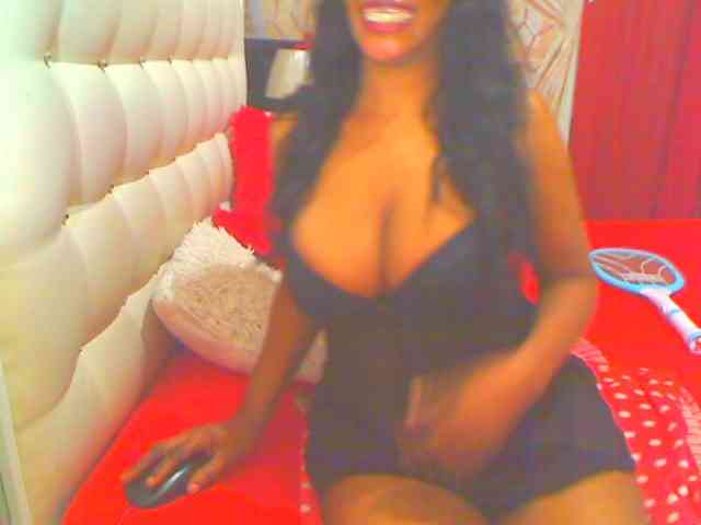 HOTLILLIE webcam