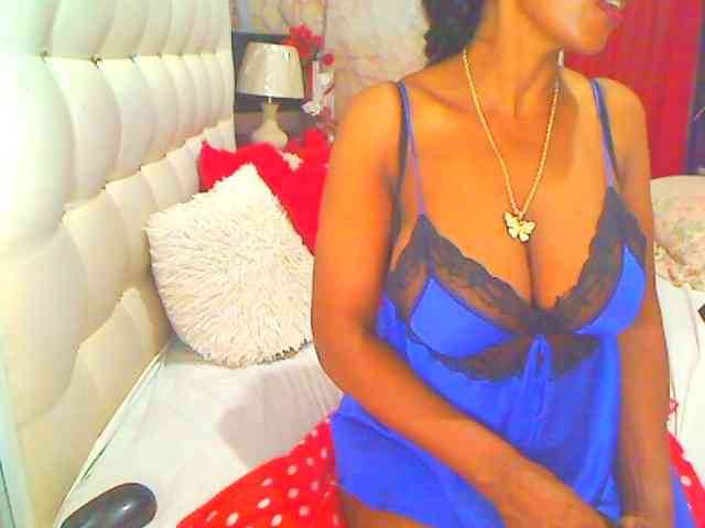 HOTLILLIE webcam