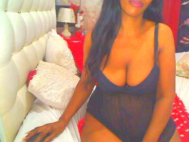HOTLILLIE webcam