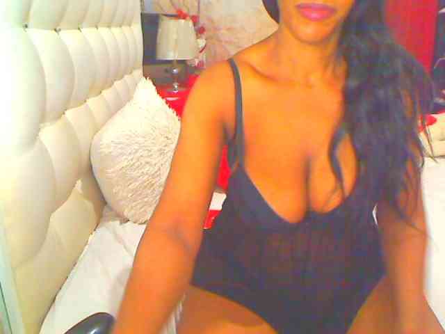HOTLILLIE webcam