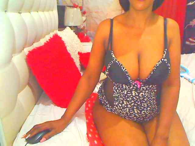 HOTLILLIE webcam