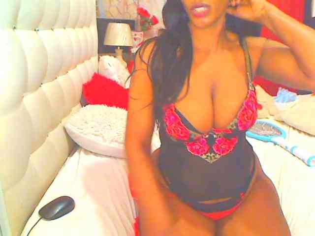 HOTLILLIE webcam