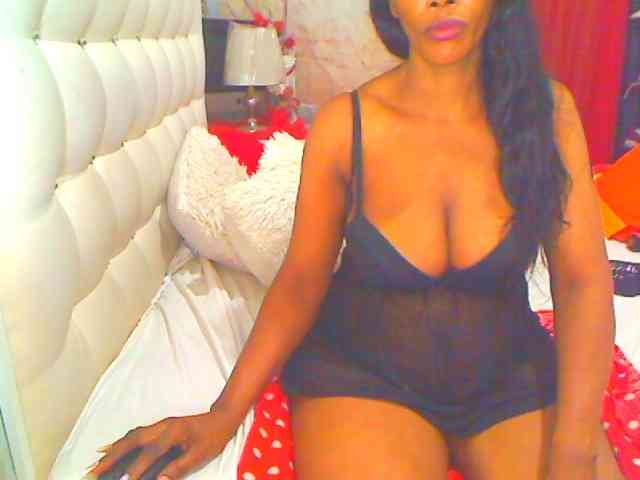 HOTLILLIE webcam