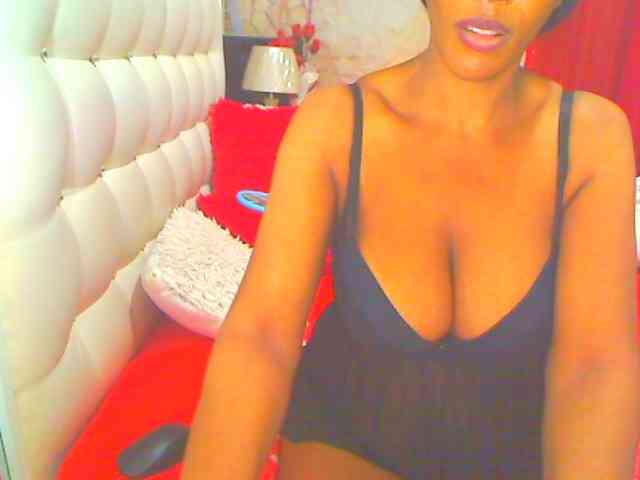 HOTLILLIE webcam