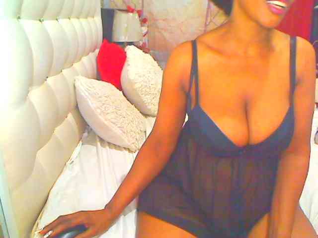 HOTLILLIE webcam