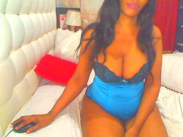 HOTLILLIE webcam
