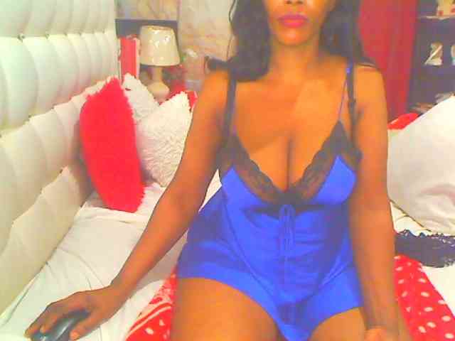 HOTLILLIE webcam