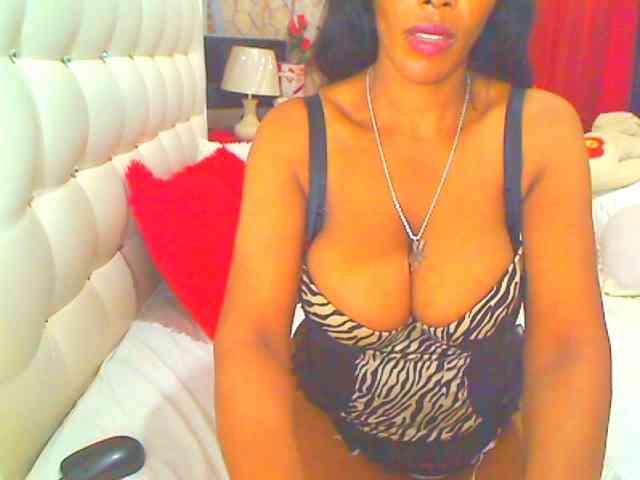 HOTLILLIE webcam