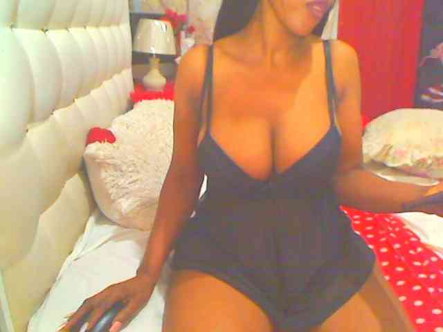 HOTLILLIE webcam