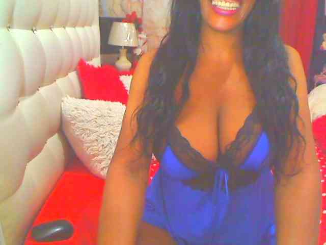 HOTLILLIE webcam