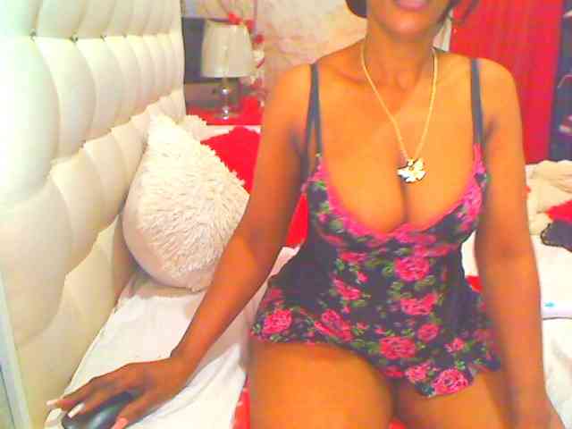 HOTLILLIE webcam
