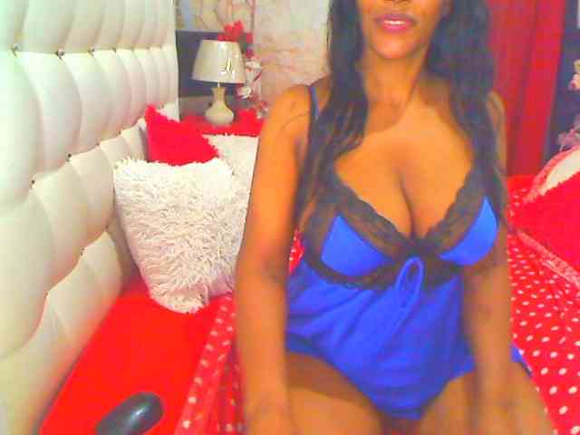 HOTLILLIE webcam