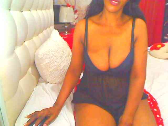 HOTLILLIE webcam