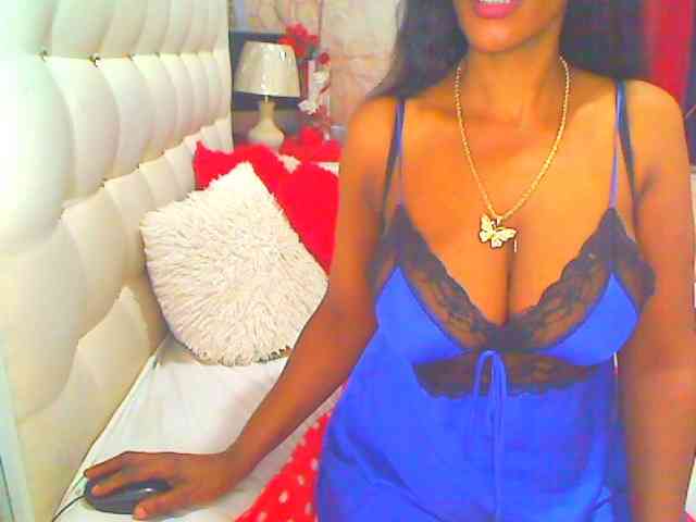 HOTLILLIE webcam