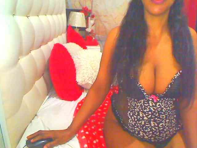 HOTLILLIE webcam