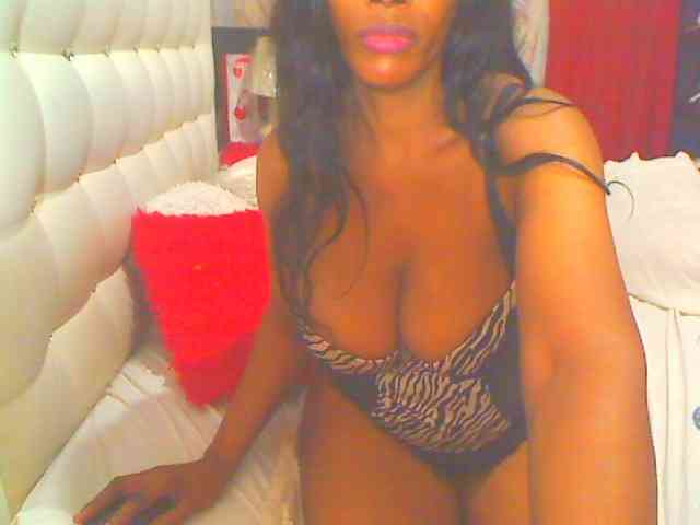 HOTLILLIE webcam