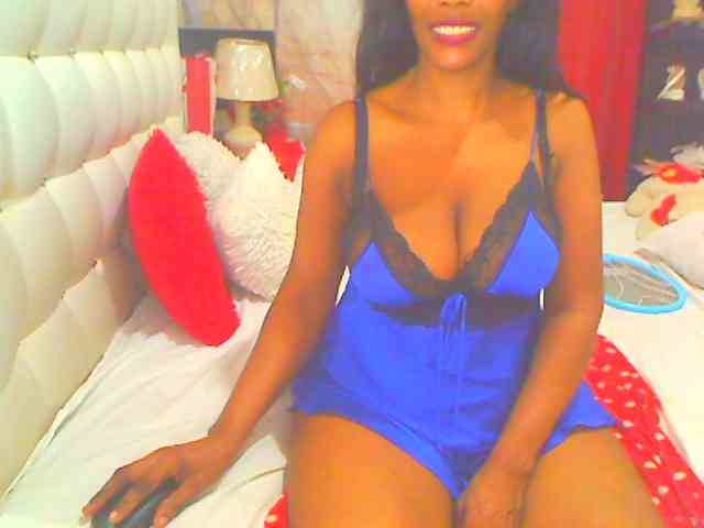 HOTLILLIE webcam