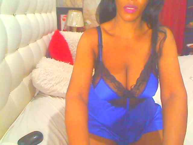 HOTLILLIE webcam