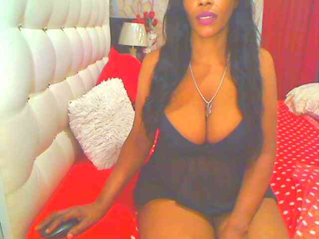 HOTLILLIE webcam