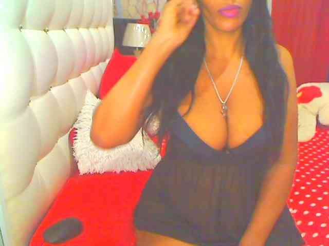 HOTLILLIE webcam