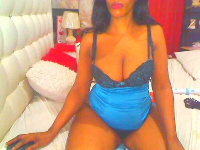 HOTLILLIE webcam
