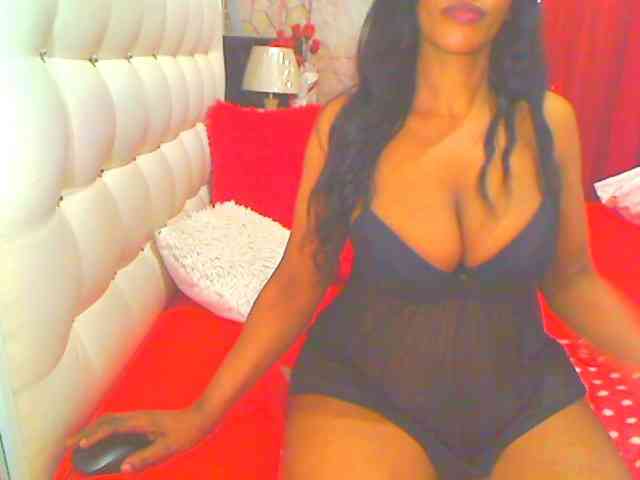 HOTLILLIE webcam