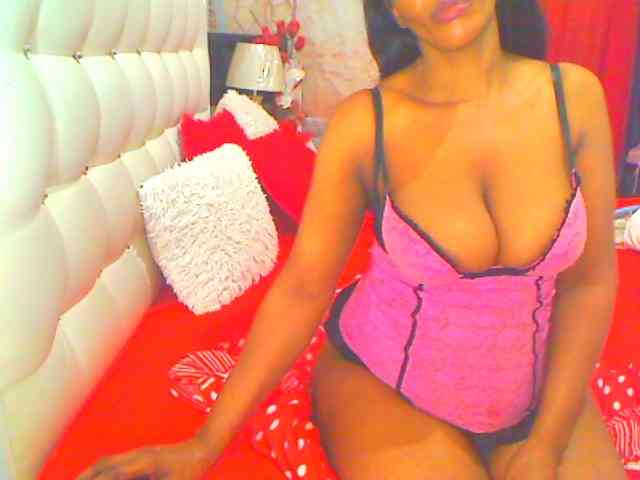 HOTLILLIE webcam