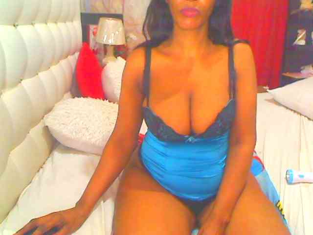 HOTLILLIE webcam