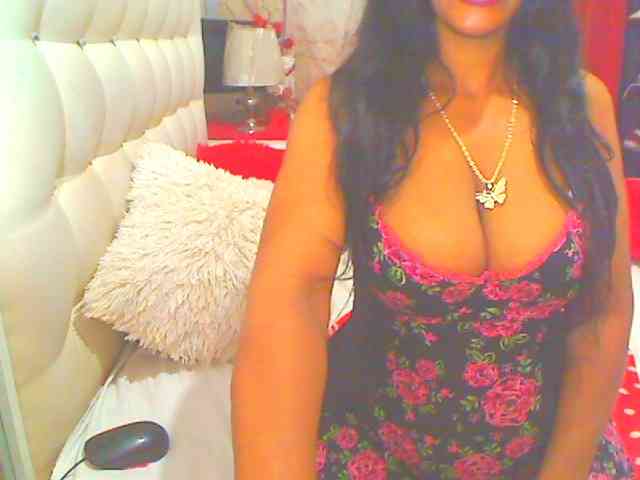 HOTLILLIE webcam