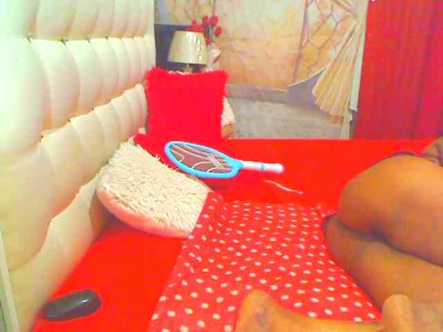 HOTLILLIE webcam