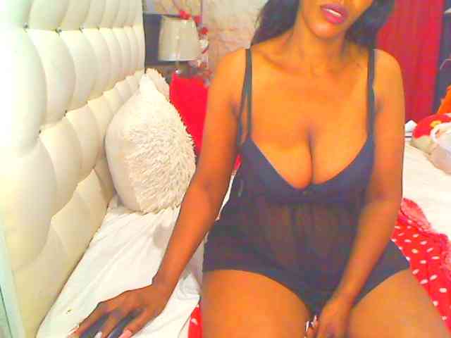 HOTLILLIE webcam