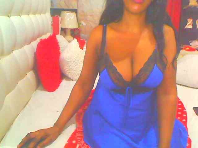 HOTLILLIE webcam
