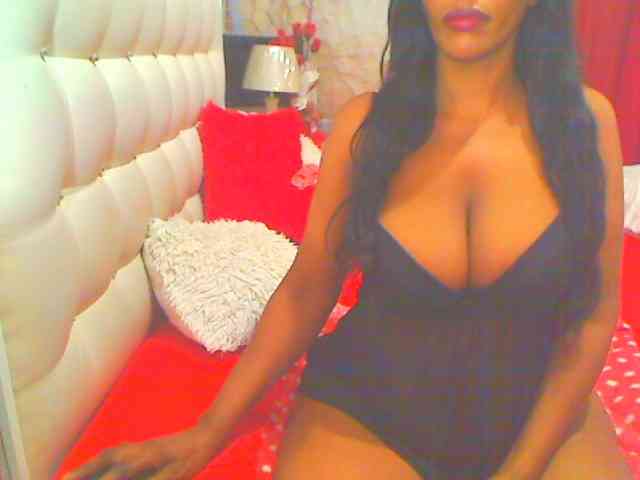 HOTLILLIE webcam