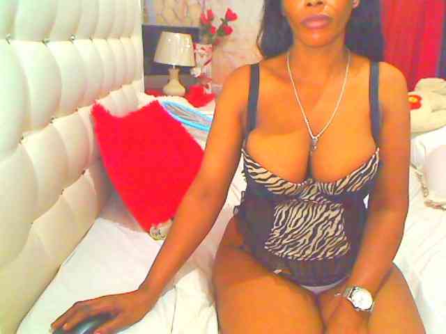 HOTLILLIE webcam