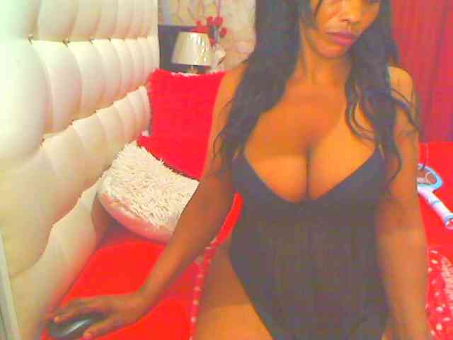 HOTLILLIE webcam
