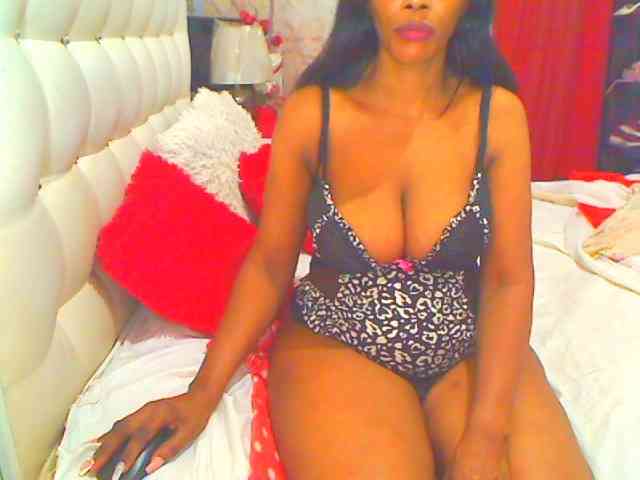HOTLILLIE webcam