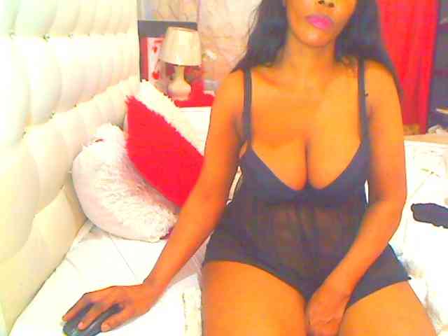 HOTLILLIE webcam