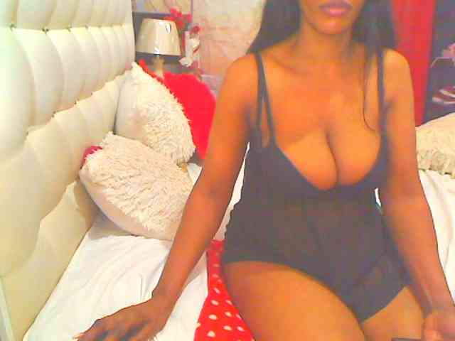 HOTLILLIE webcam